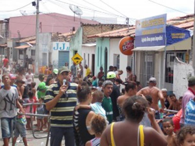 Correa Zezito promoveu a maior festa do dia das Crianças na Rua Nova 