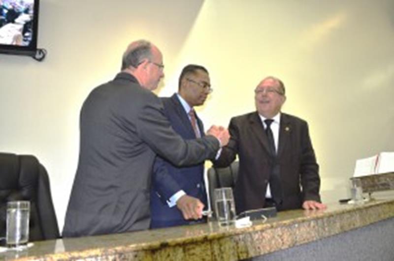 José Ronaldo, os deputados Marcio Marinho e José de Arimatéia