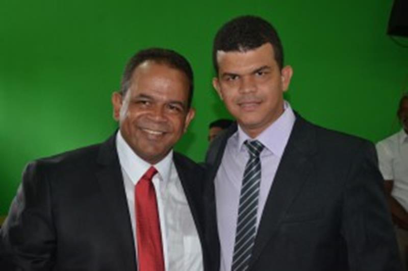 Prefeito Aldinho e o secretario de obras, Igor Almeida 