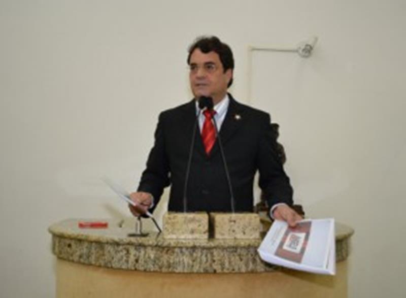Deputado Angelo Almeida