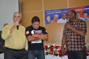 Lazaro, Magno Malta e Zé Carlos 